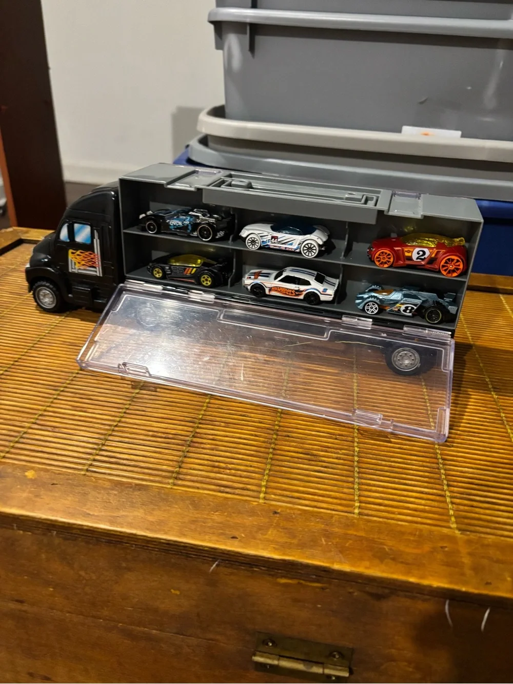 Hot Wheels Black Toy Car Carrier Truck with Six Assorted Cars